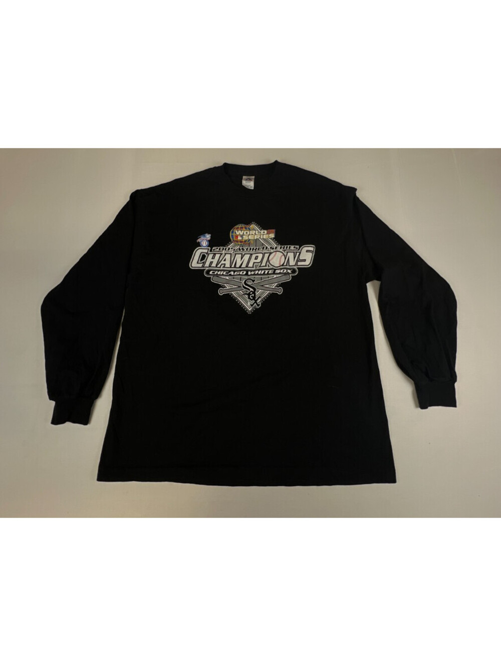 Alstyle Men 2XL Black Chicago White Sox 2005 World Series Champions T-Shirt
